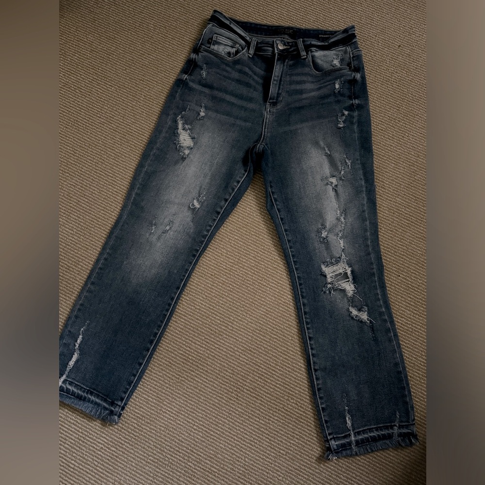 Judy Blue Sz. 5 distressed straight leg jeans